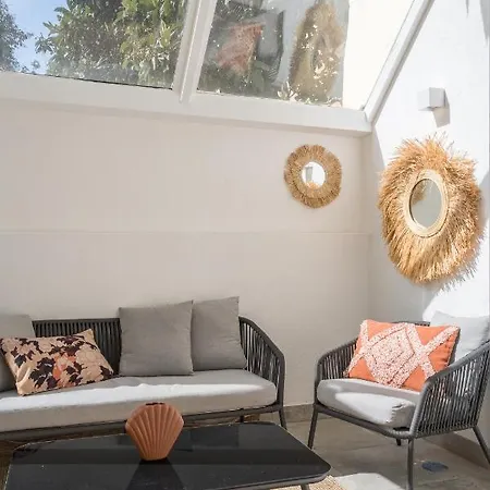 公寓 Casa Boma - Sophisticated With Private Terrace - Alcantara Vi *